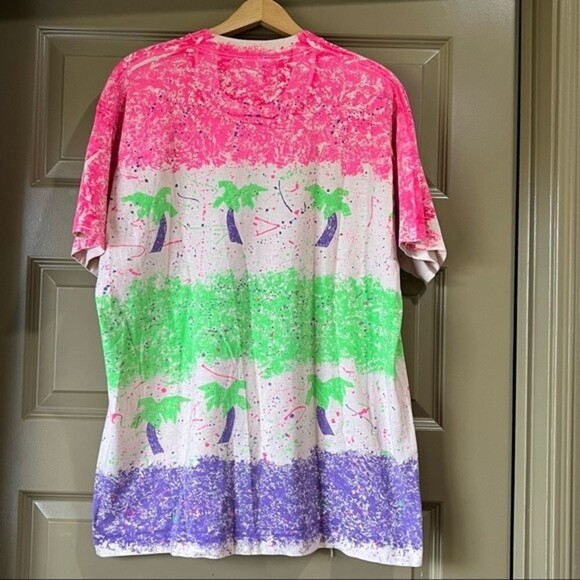 VTG Surf Mania Fruit of the Loom Neon Pink, Green Palm Tree Splatter T-shirt - Picture 4 of 9